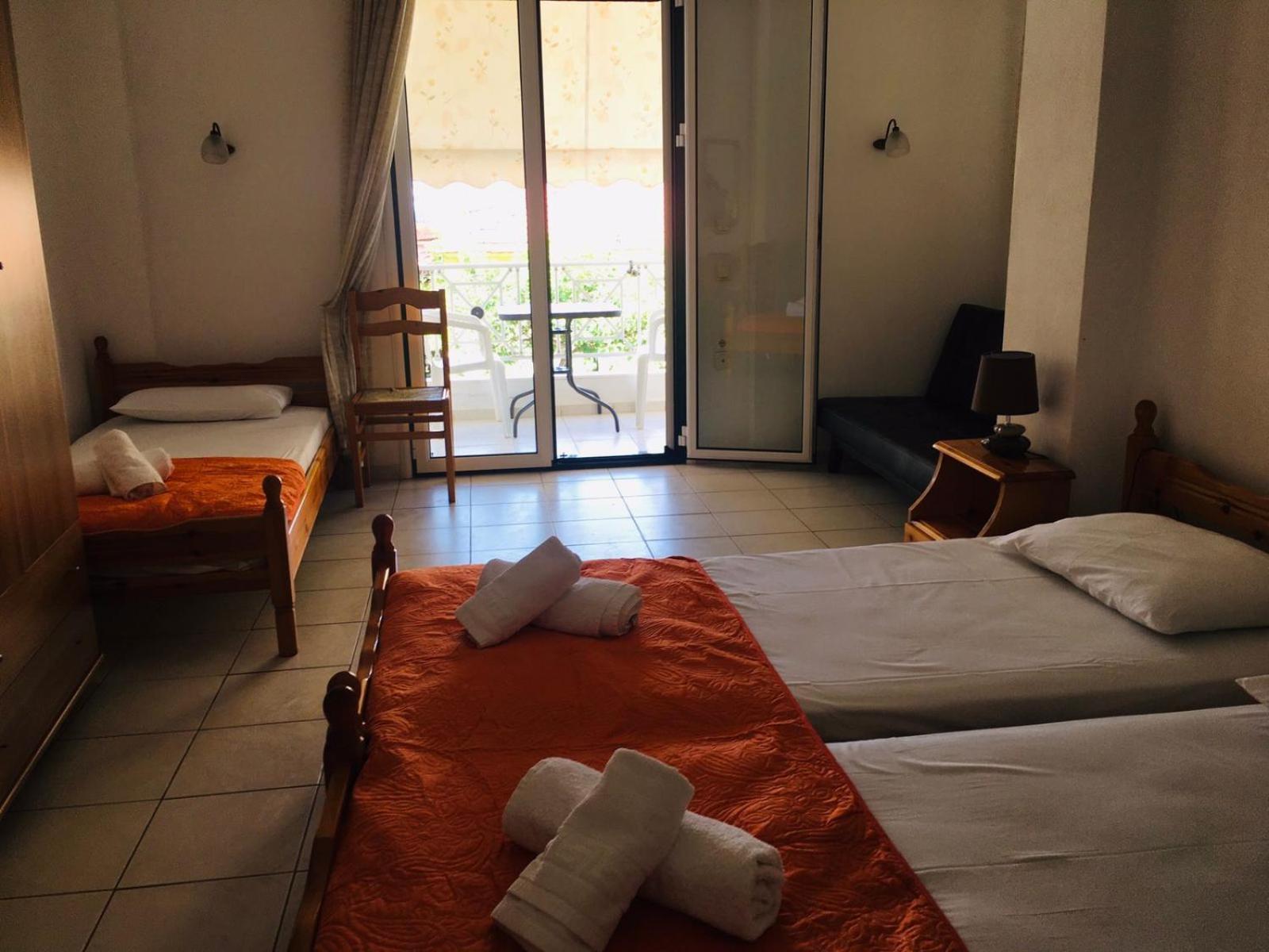 Araliki Apartments & Studios Loutra Edipsou  Quarto foto
